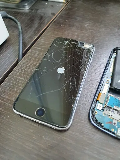 RmSerwisGSM Naprawa Telefonów Suwałki